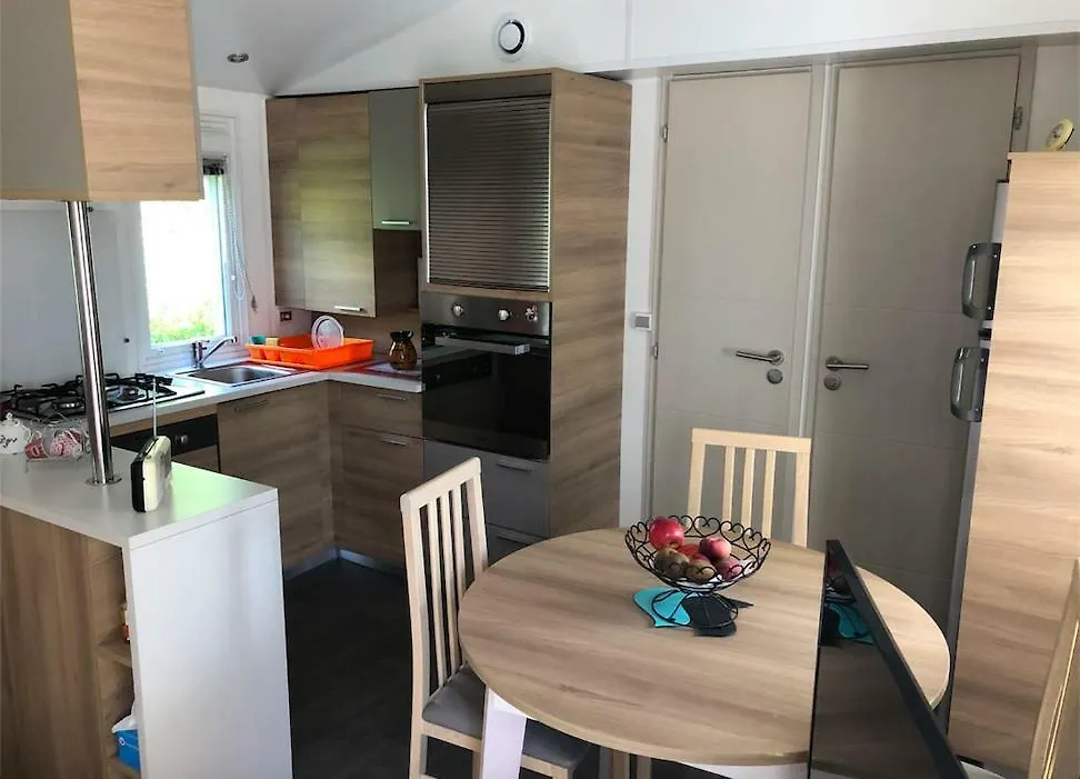 Holiday park Mobil Home Proche Du Plan D'Eau D'Embrun