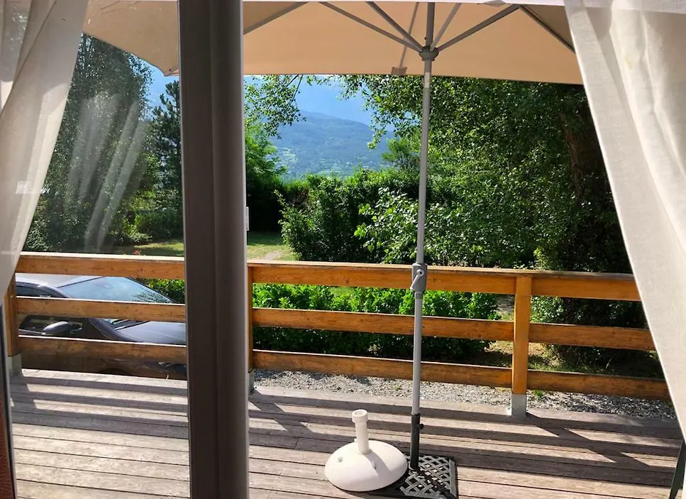 Mobil Home Proche Du Plan D'Eau D'Embrun France